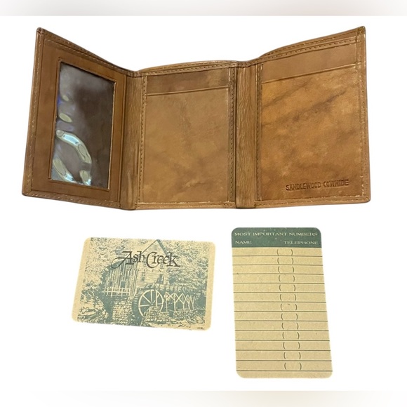 Vintage Sandlewood Cowhide Leather Wallet from Brazil - Picture 1 of 11